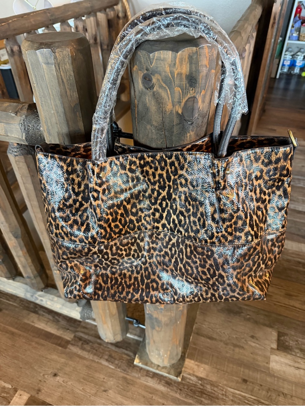 NWOT Hand bag Express Leopard Print Tote Bag – Brown/Black Chic Carryall